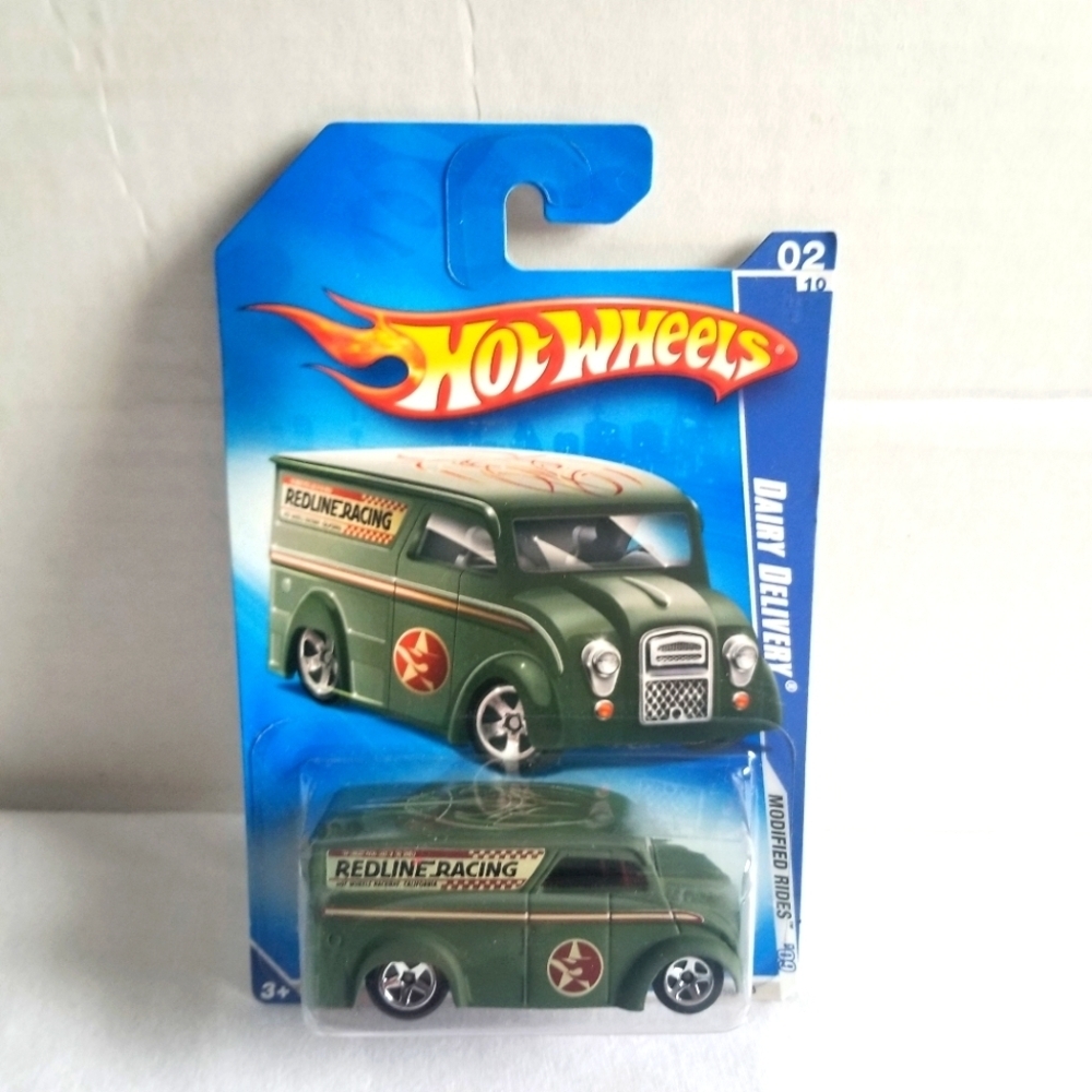 '09 Hot Wheels Modified Rides Green Dairy Delivery Redline Racing Diecast Truck